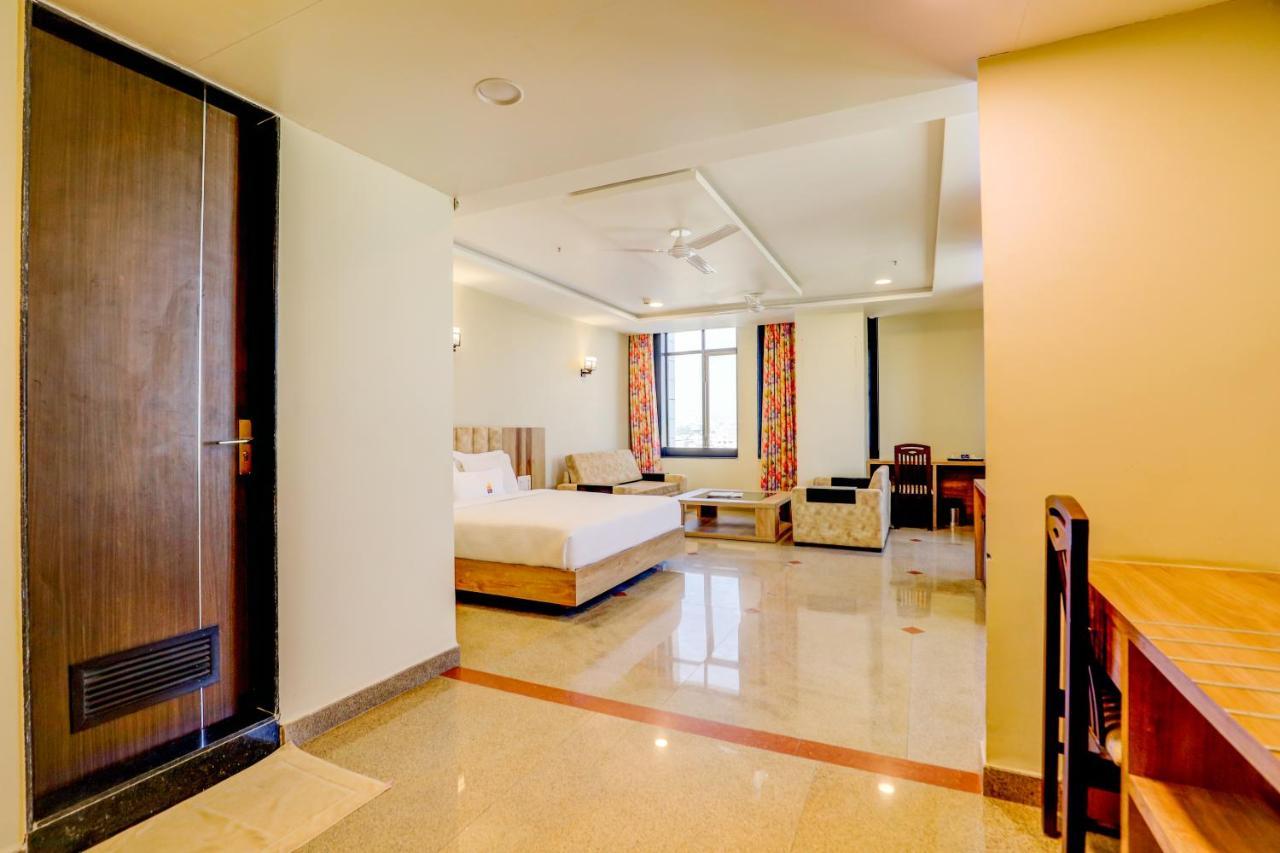 Hotel Shree Nanda Udajpur Exteriér fotografie