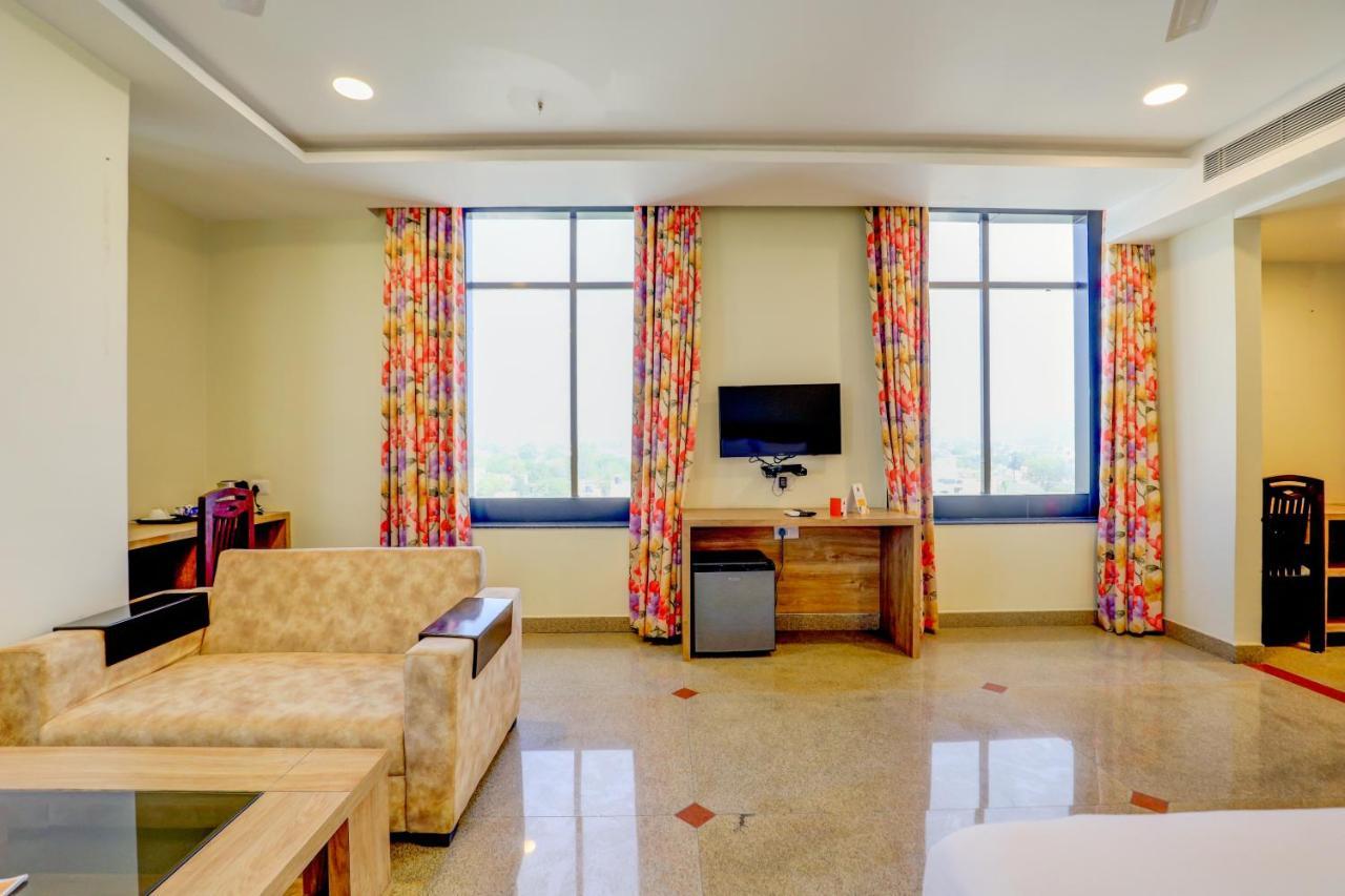 Hotel Shree Nanda Udajpur Exteriér fotografie